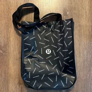 Lululemon mini shopping bag